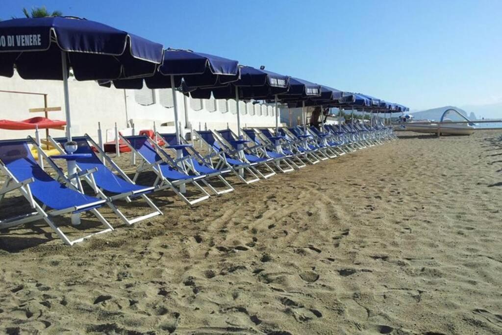 Appartamento A Pochi Passi Dal Mare Con Servizio Spiaggia Incluso Террачина Экстерьер фото